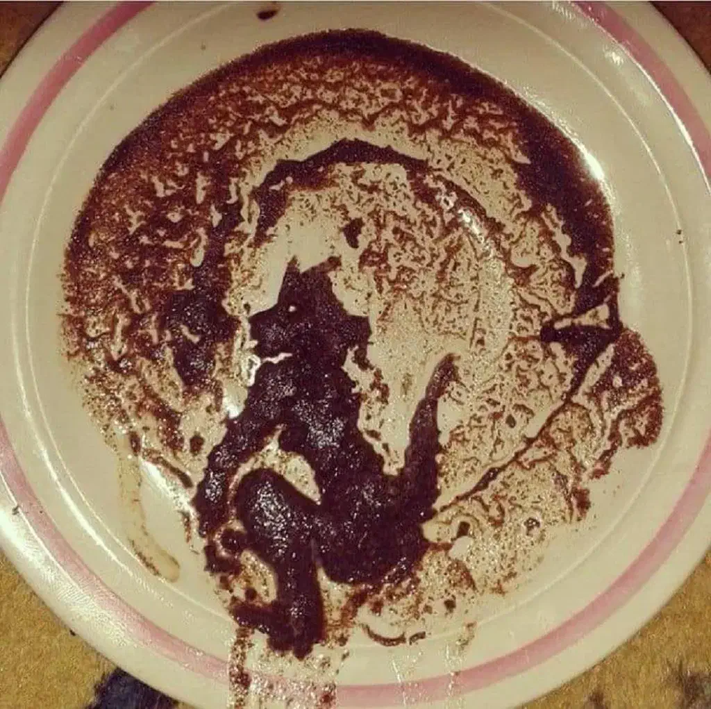 کتاب آینده نگری|کتاب و مجله آموزشی|رشت, فرودگاه سردار جنگل رشت|دیوار