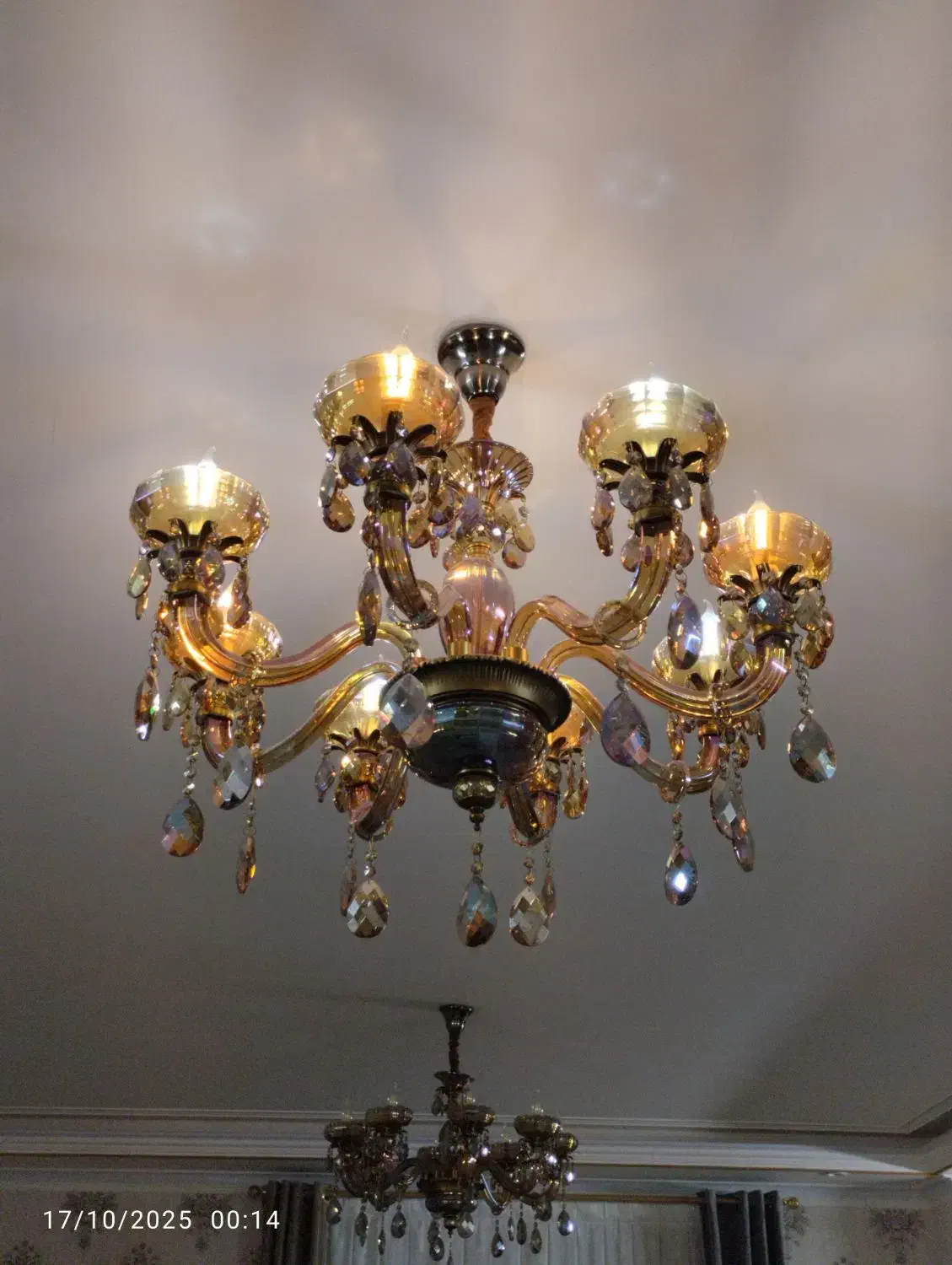 لوستر|لوستر و چراغ آویز|قم, بنیاد|دیوار