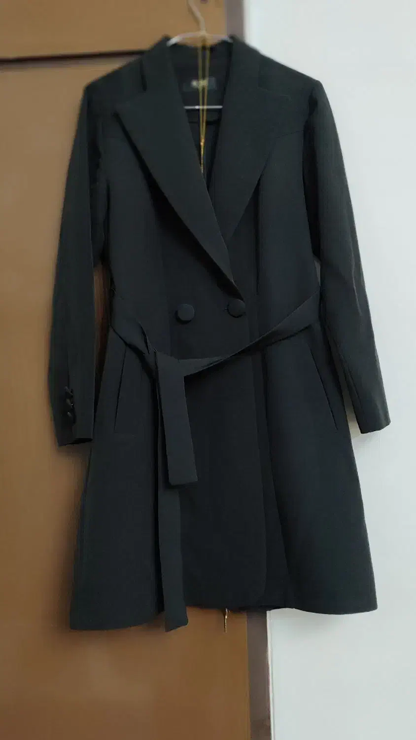 تعدادی مانتو نو|لباس|ساوه, |دیوار