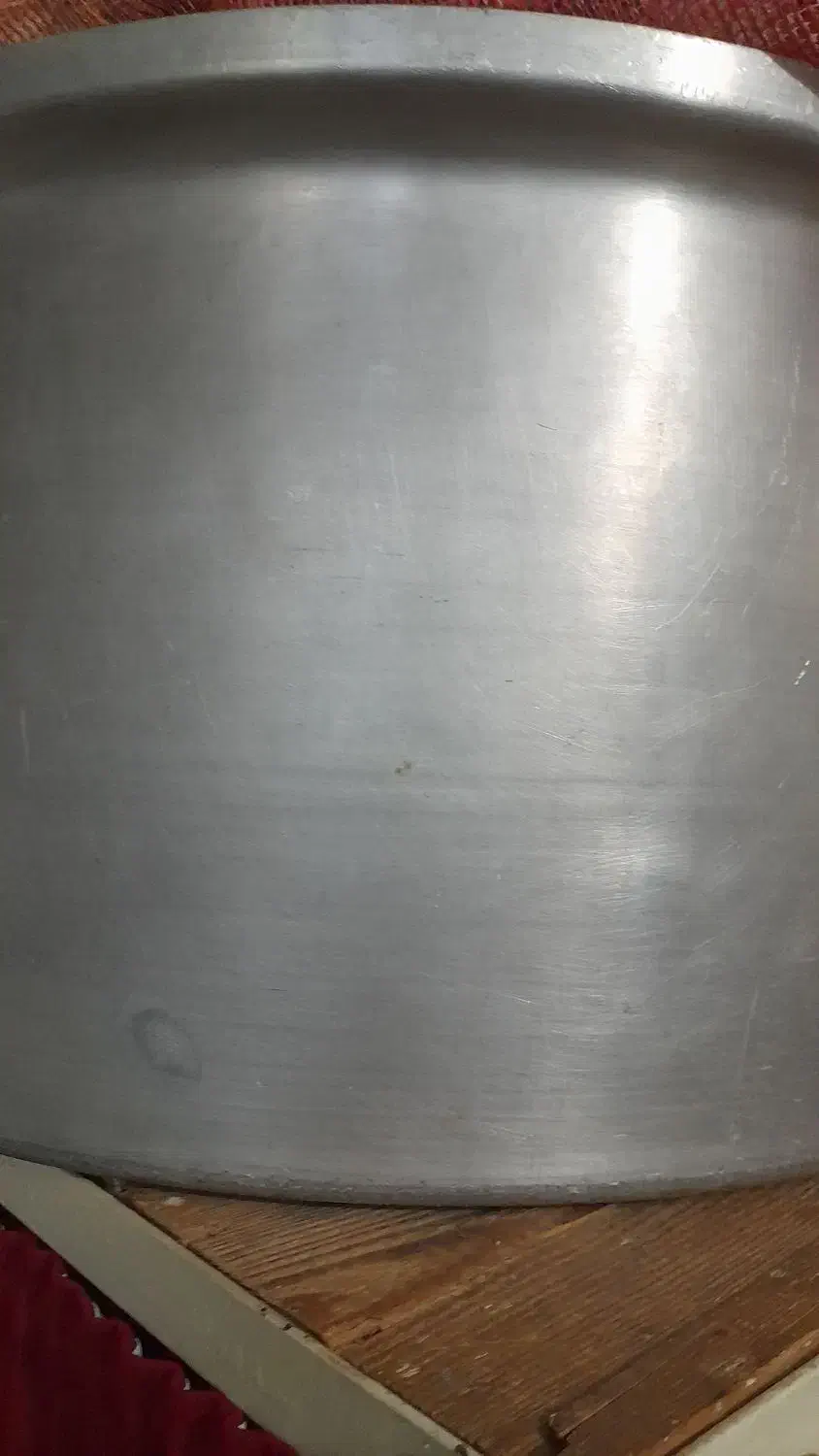 دیگ بزرک مخصوص نزری ورستوران|ظروف پخت‌وپز|دوگنبدان, |دیوار