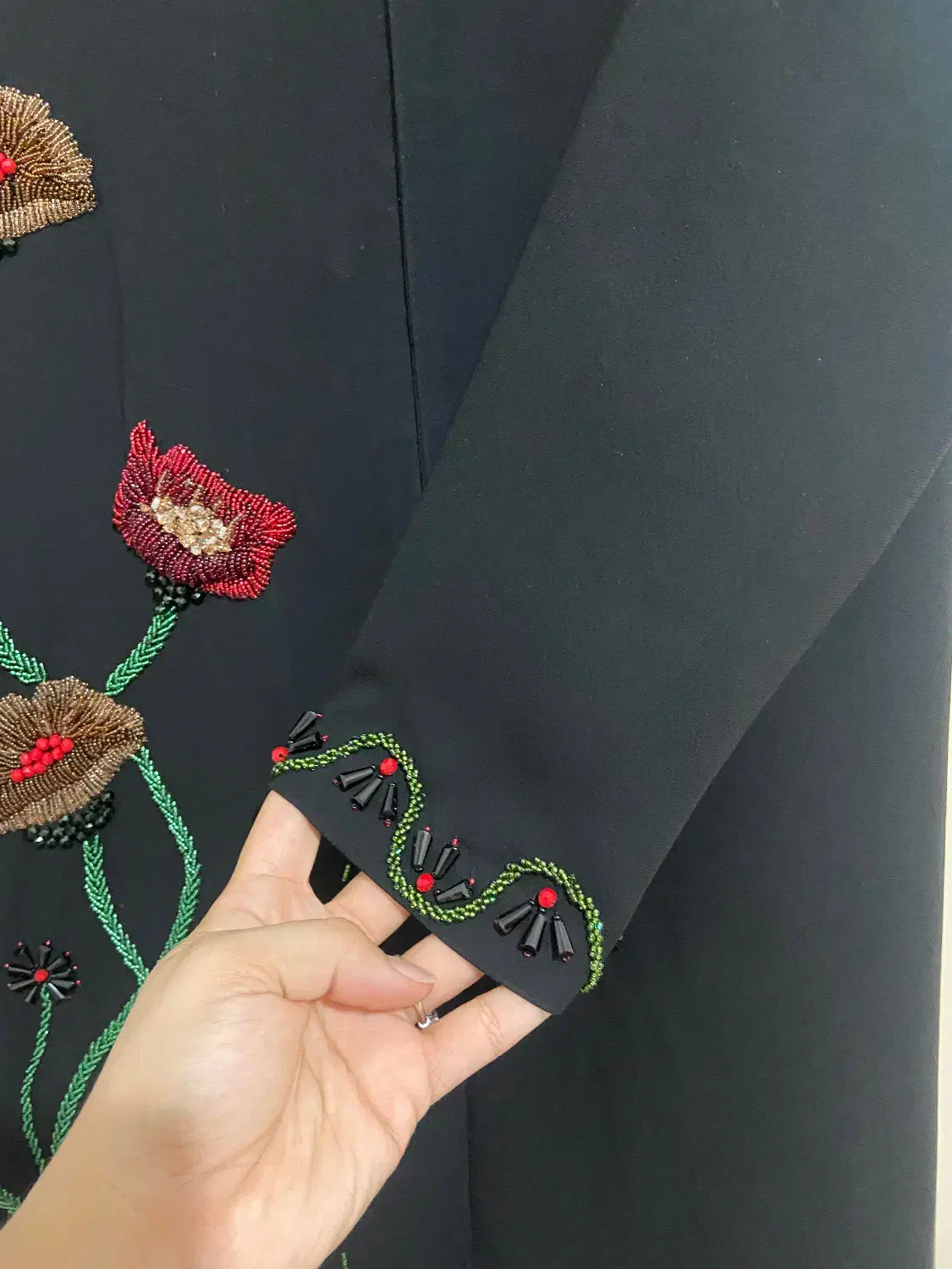 مانتومجلسی|لباس|چاراویماق, |دیوار