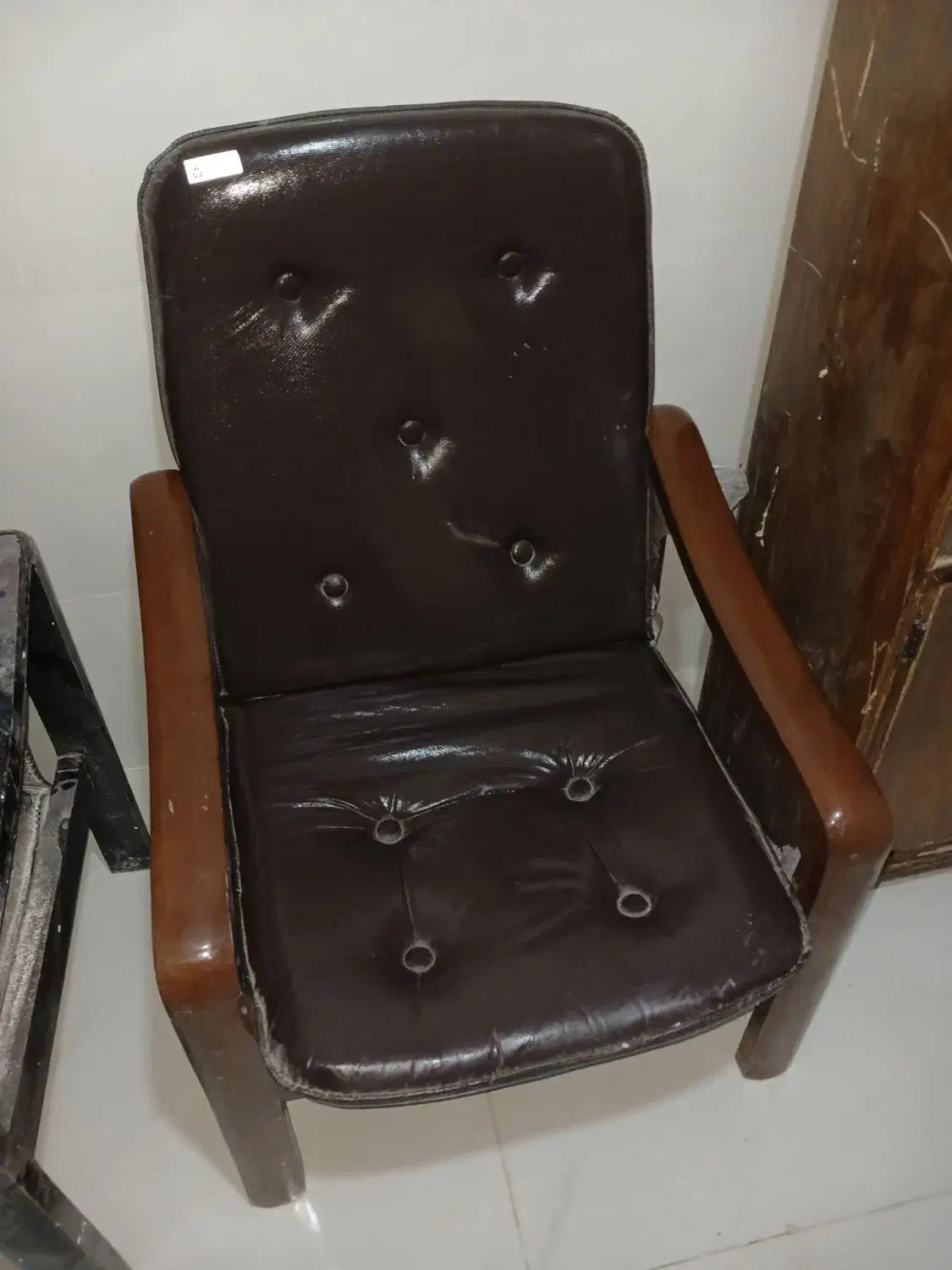 صندلی|صندلی و نیمکت|بجنورد, |دیوار