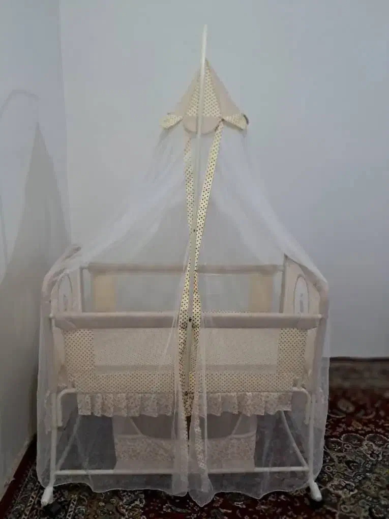 گهواره نوزاد|تخت و صندلی بچه|ساری, |دیوار