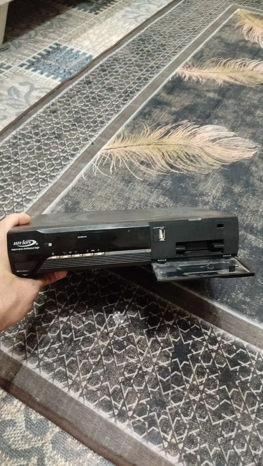 گیرنده hivion|صوتی و تصویری|صدرا-فارس, فاز ۱|دیوار