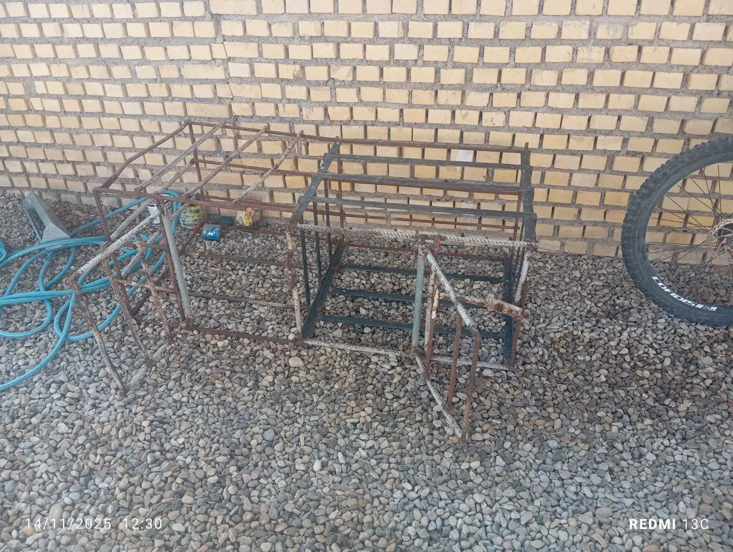 قفس برای مرغ و کبوتر|لوازم جانبی حیوانات|بهبهان, |دیوار