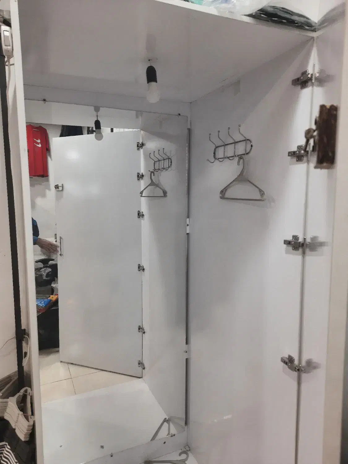 اتاق پرو و قفسه و رگال و مانکن و دزد گیر و تگ...|فروشگاه و مغازه|قم, چهل درخت|دیوار