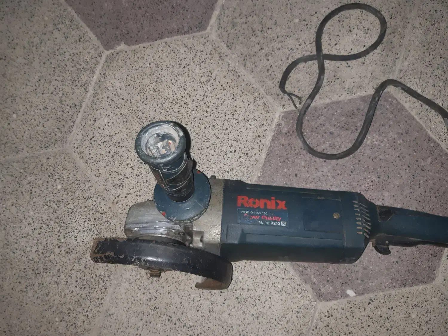 فرز بزرگ رونیکس  واره عمود بر توسن|ابزارآلات|مشهد, الهیه|دیوار