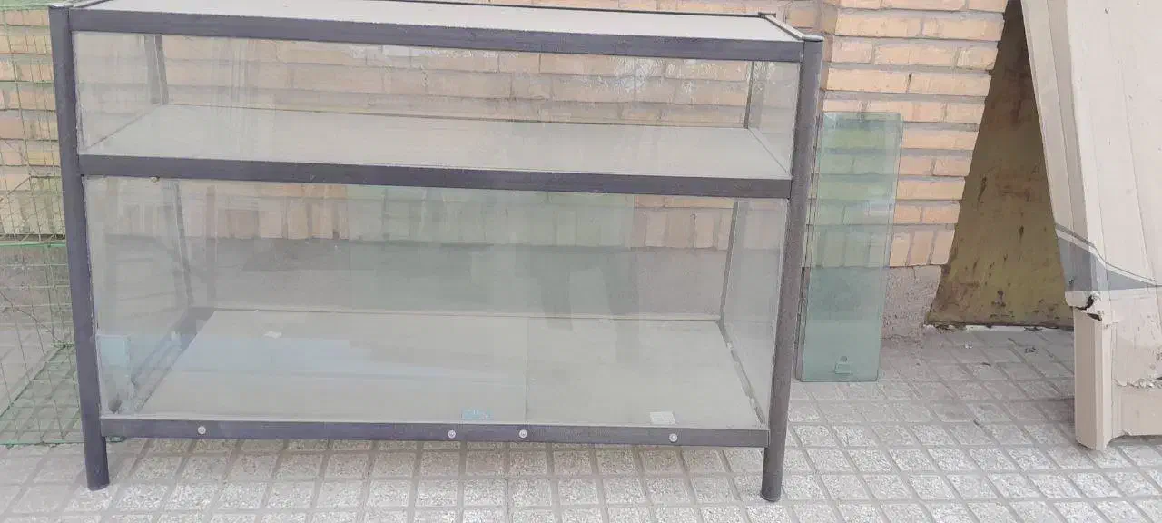 ویترین قوطی سنگین|بوفه، ویترین، کنسول|نیشابور, هفده شهریور|دیوار