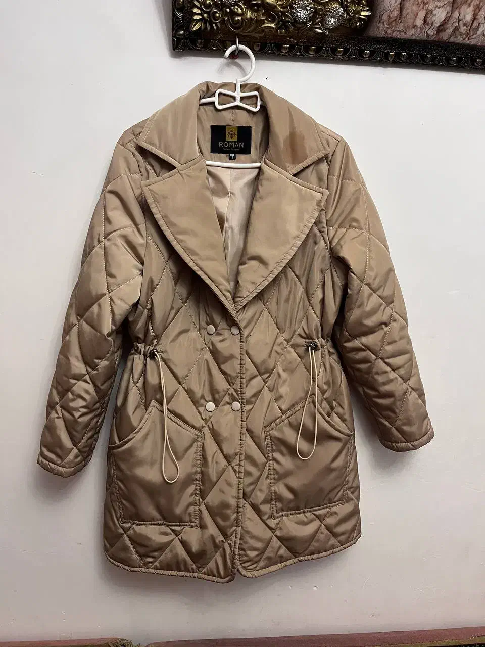 پالتو|لباس|مراغه, |دیوار