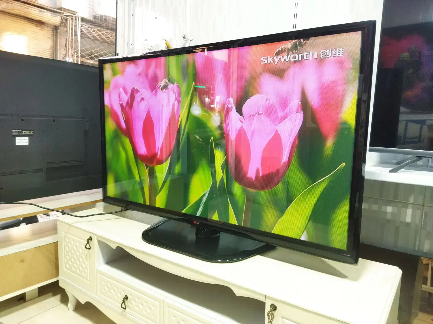 الیدی ۵۰ اینح الجی اصل کره|تلویزیون و پروژکتور|مهاباد (آذربایجان غربی), |دیوار