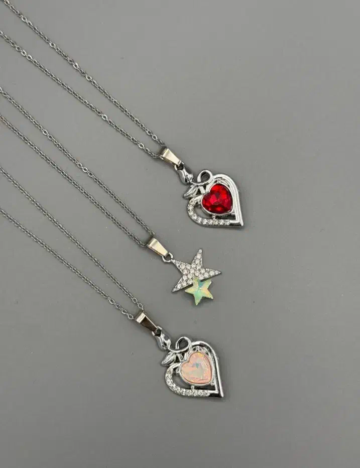 (فروشگاه ساعت و بدلیجات گلچین)گردنبند دخترانه|بدلیجات|تبریز, |دیوار