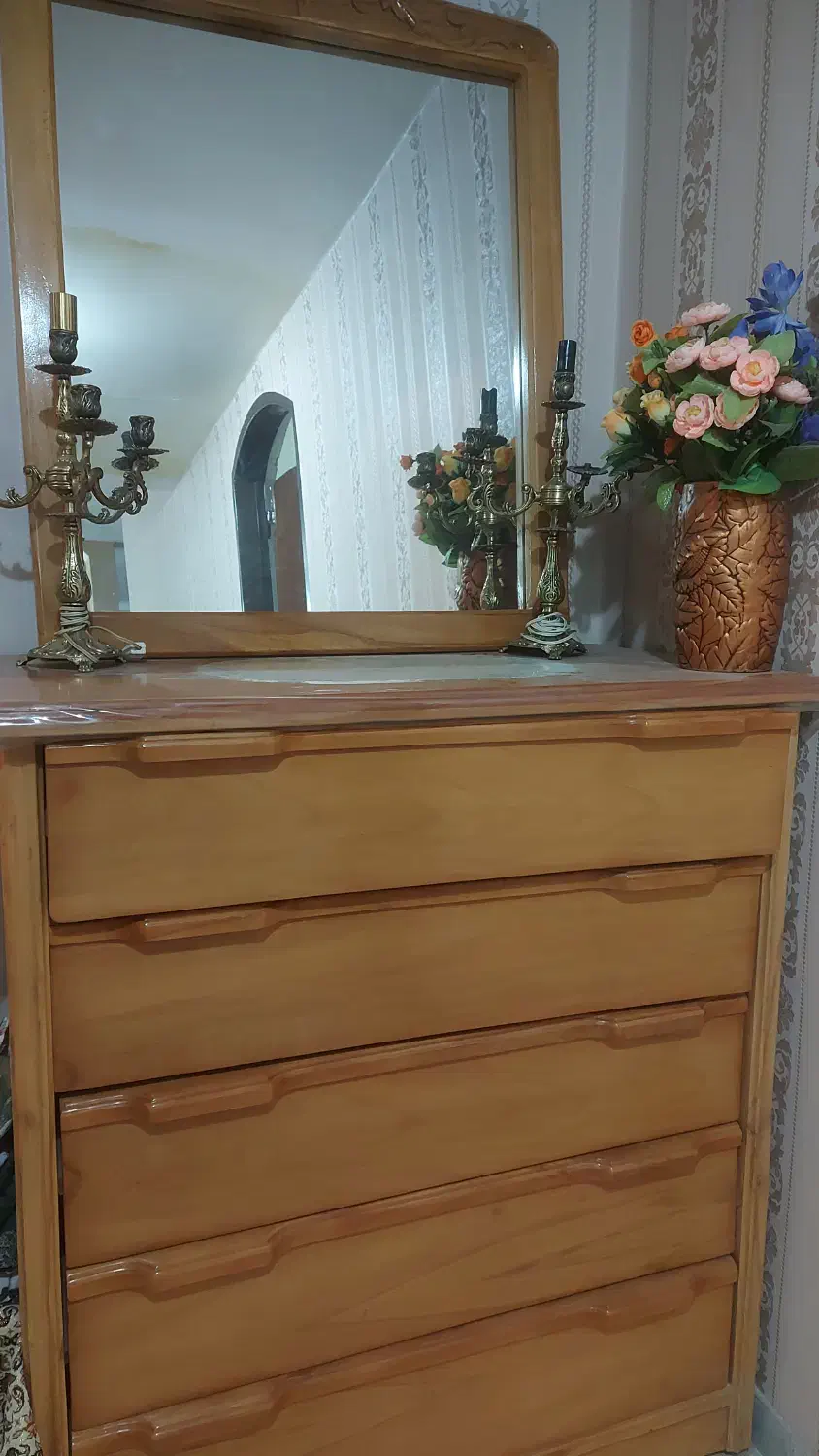 کمد  آینه دراور|جاکفشی، کمد، دراور|نیشابور, شهرک ولیعصر|دیوار