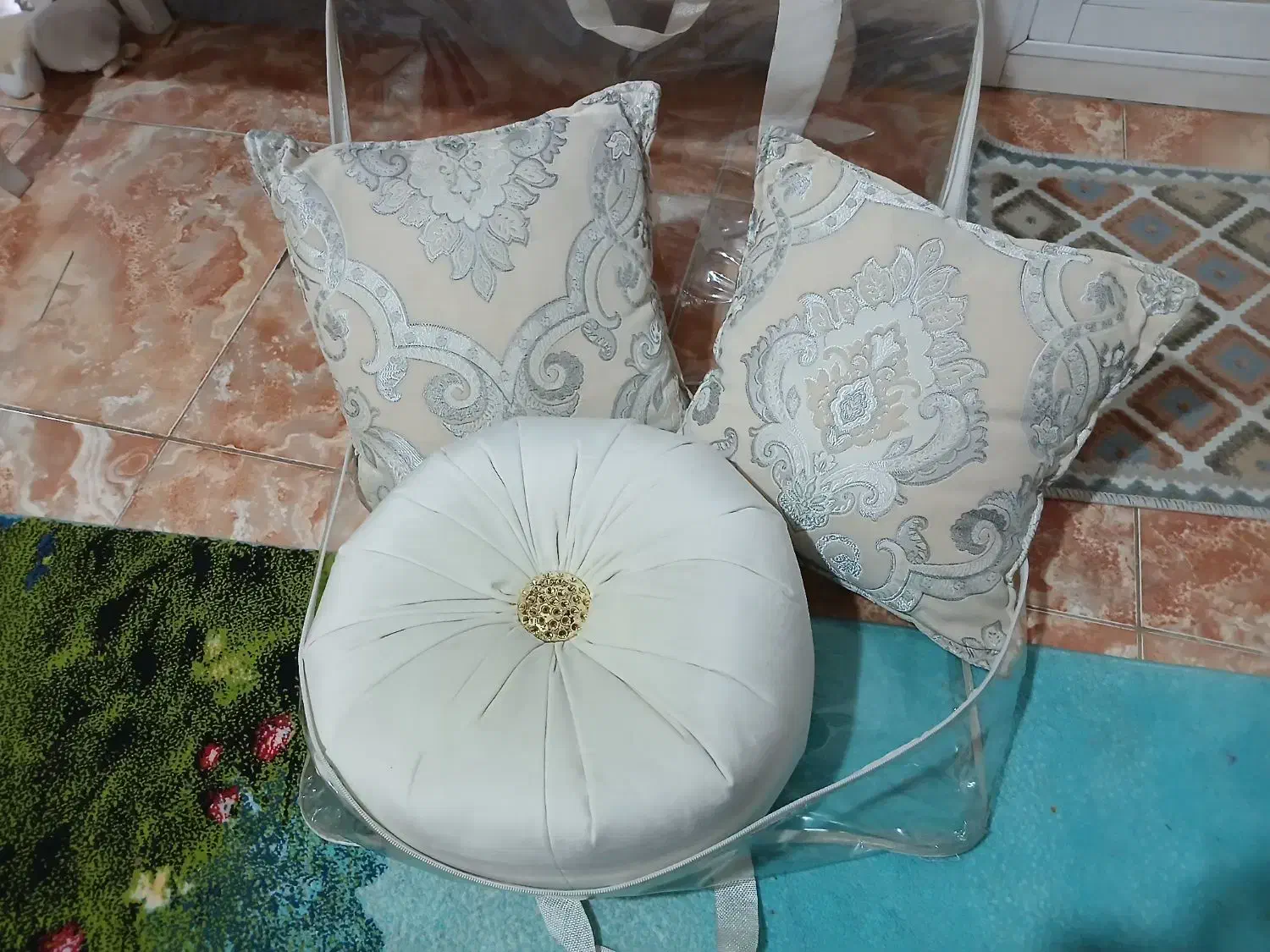 مبلمان  ۱۱ نفره|مبلمان خانگی و میز عسلی|فیروزکوه, |دیوار