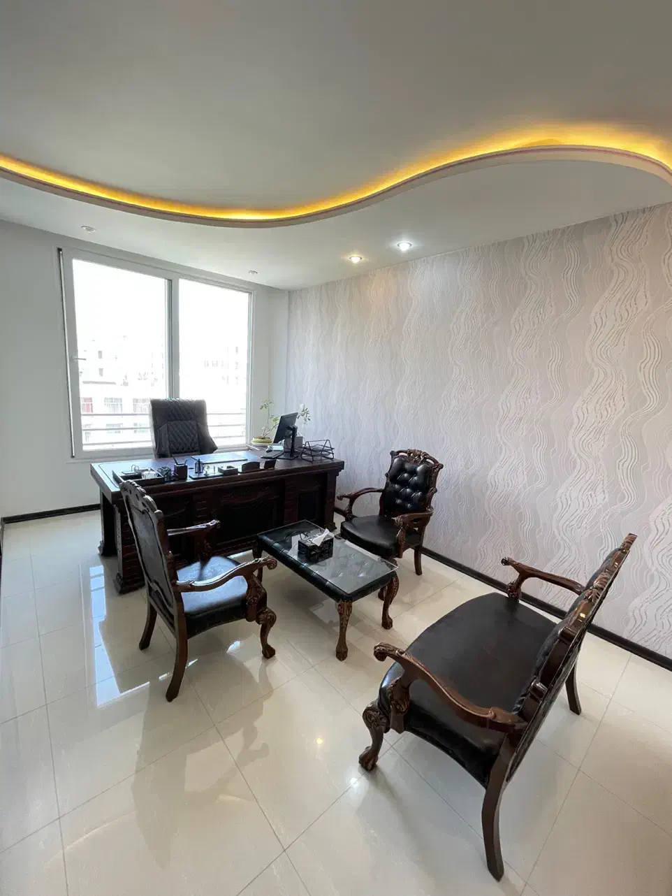 یک اتاق جهت دفترکار|اجارهٔ کوتاه‌مدت دفتر کار و فضای آموزشی|مشهد, فرهنگ|دیوار