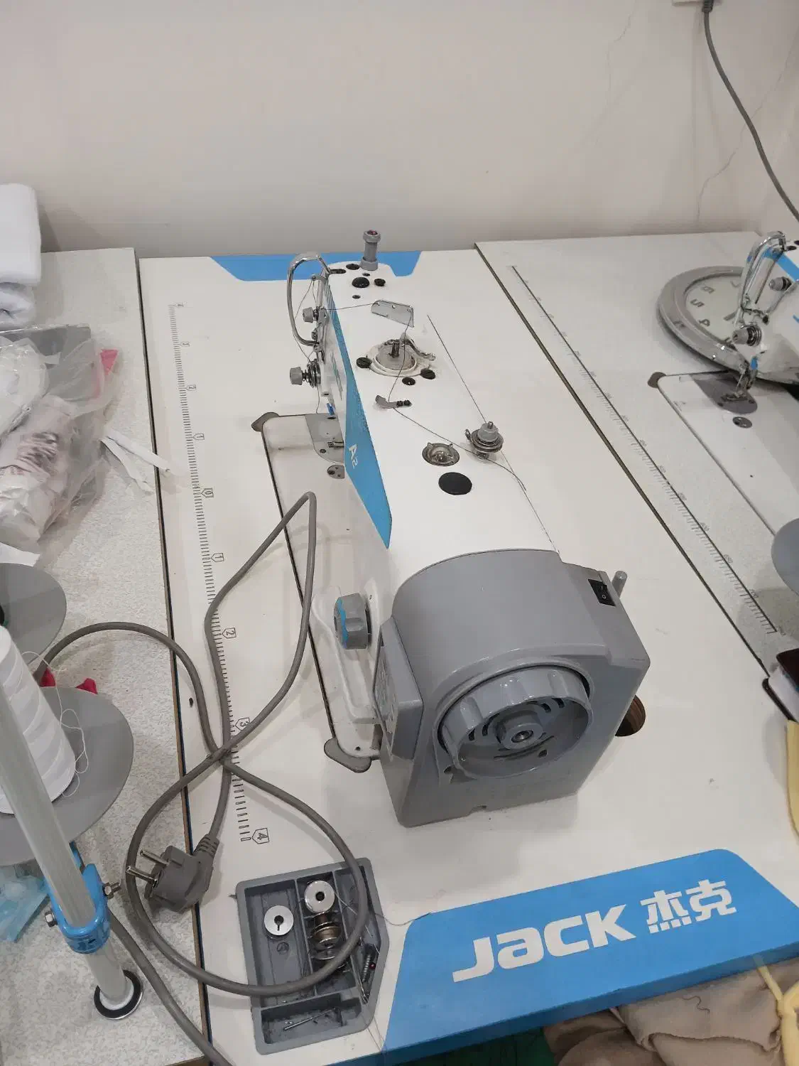 چرخ خیاطی راسته a2|چرخ خیاطی و ریسندگی|ری, جوانمرد قصاب|دیوار