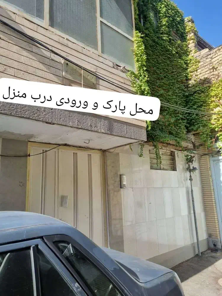 اجاره خانه ویلایی قدیمی ۱۰۰ متردوطبقه سه راه سیمین|اجارهٔ خانه و ویلا|اصفهان, محمودیه|دیوار