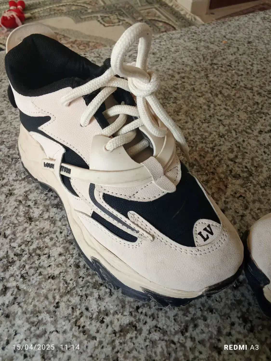 کفش|کیف، کفش، کمربند|قزوین, |دیوار