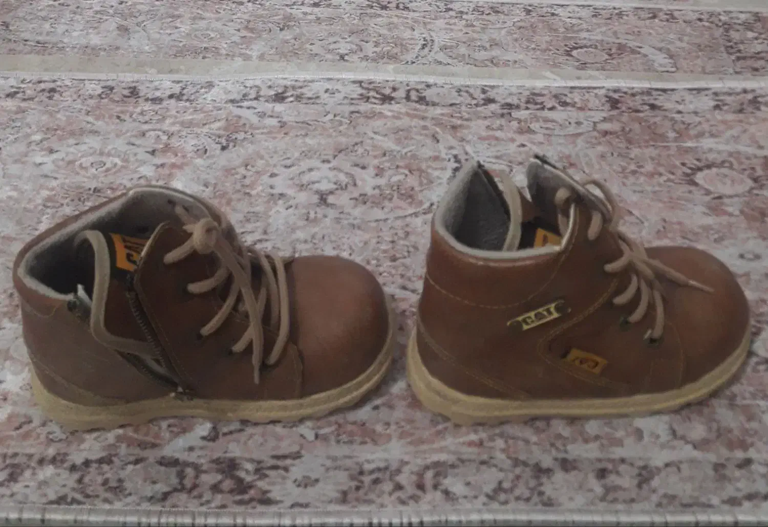 کفش نیم بوت|کیف، کفش، کمربند|قیدار, |دیوار