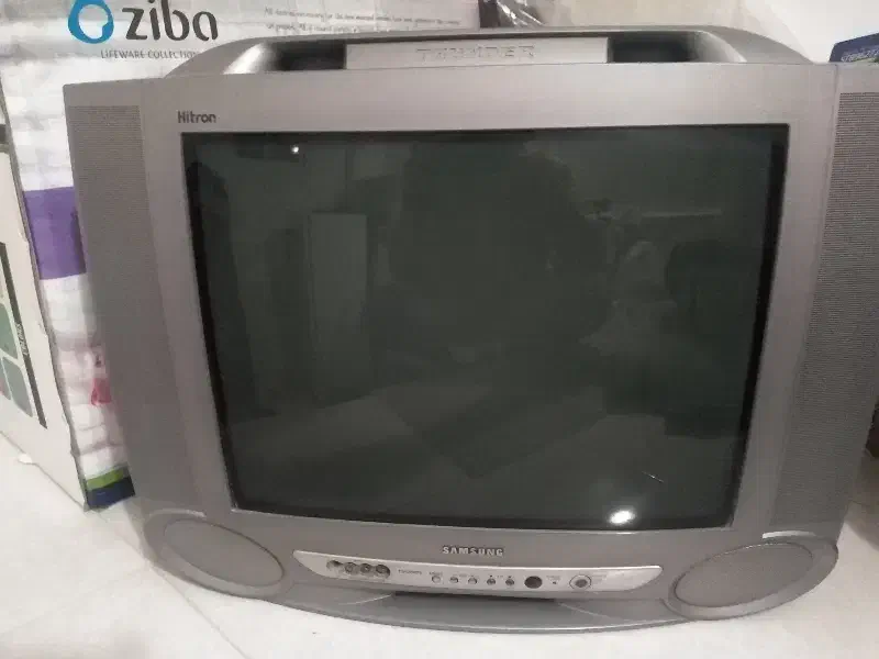 تلویزیون عالی ومفت|تلویزیون و پروژکتور|خمین, |دیوار