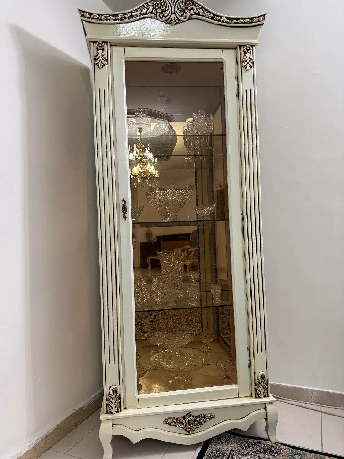 ویترین سفید جنس چوب|بوفه، ویترین، کنسول|تهران, ابوذر|دیوار