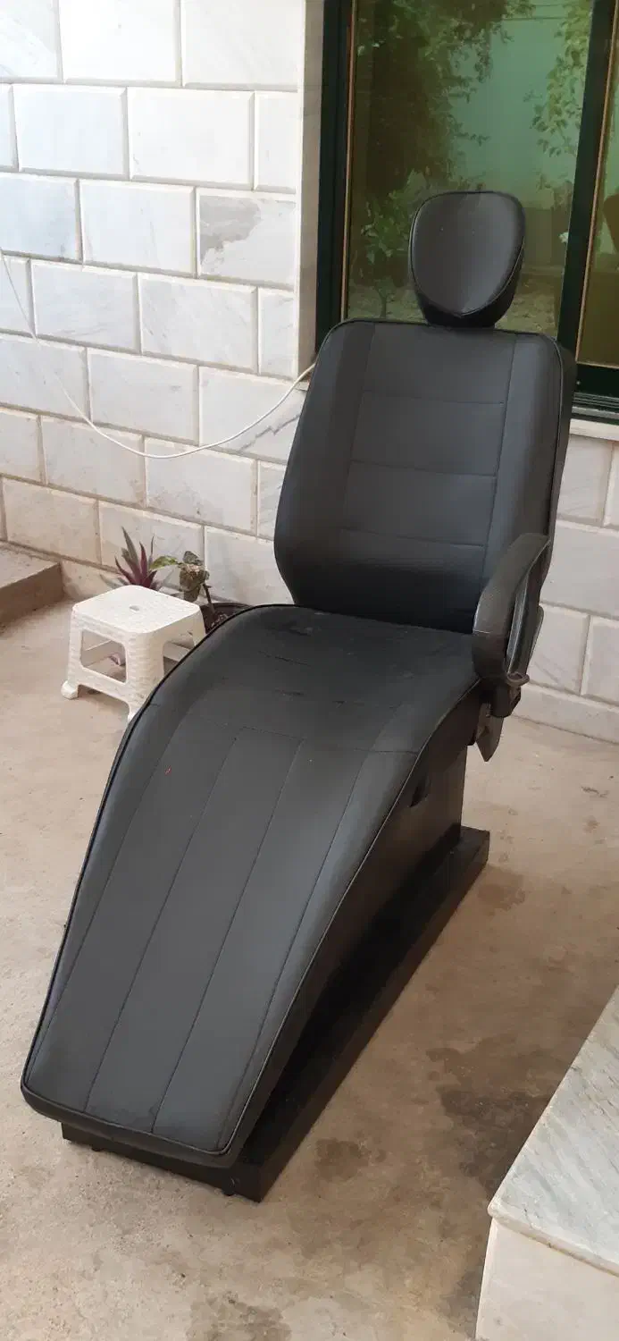 فروش صندلی کار ارایشگاه|آرایشگاه و سالنهای زیبایی|بهشهر, |دیوار