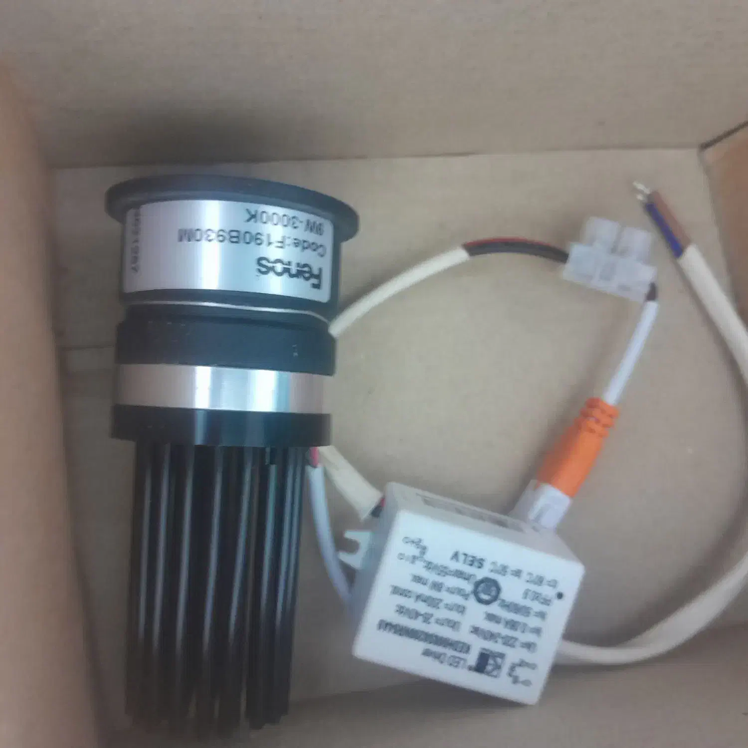 چراغ پرطرفداردارکلانس .نورسافرم فنوس|لامپ و چراغ|شیراز, دشت چنار|دیوار