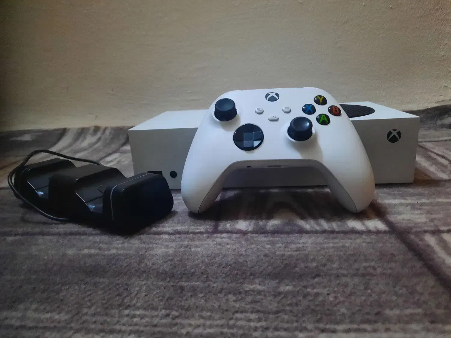 ایکس باکس سری اس/xbox series s|کنسول، بازی ویدئویی و آنلاین|رشت, باهنر|دیوار