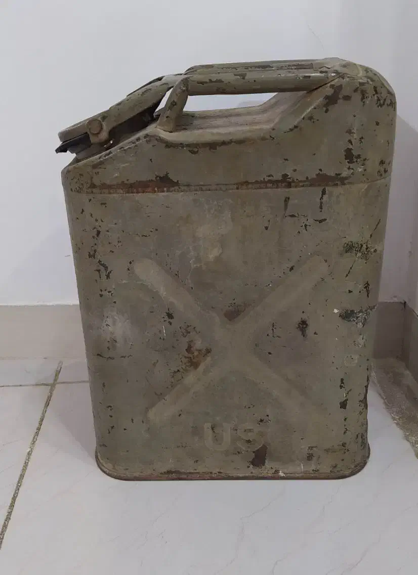 گالن آمریکایی 20 لیتری|کلکسیون اشیاء عتیقه|کرمانشاه, |دیوار