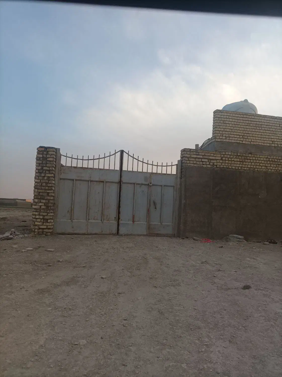 ۶۰۰متر چهاردیواری مولنجان اتوبان فرودگاه|فروش زمین و ملک کلنگی|اصفهان, قهجاورستان|دیوار