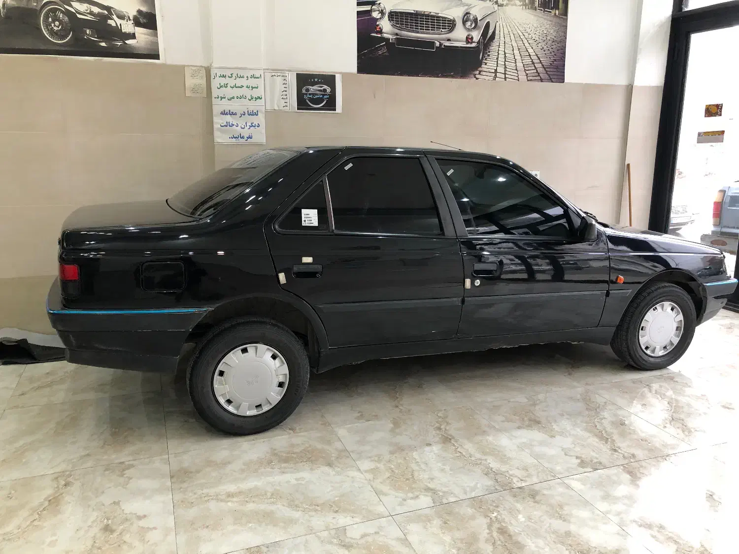 پژو ۴۰۵ مشکی پرکلاغی|خودرو سواری و وانت|اشنویه, |دیوار