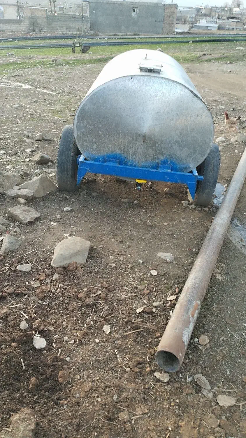 تانکر آب|ماشین‌آلات صنعتی|چگنی, |دیوار