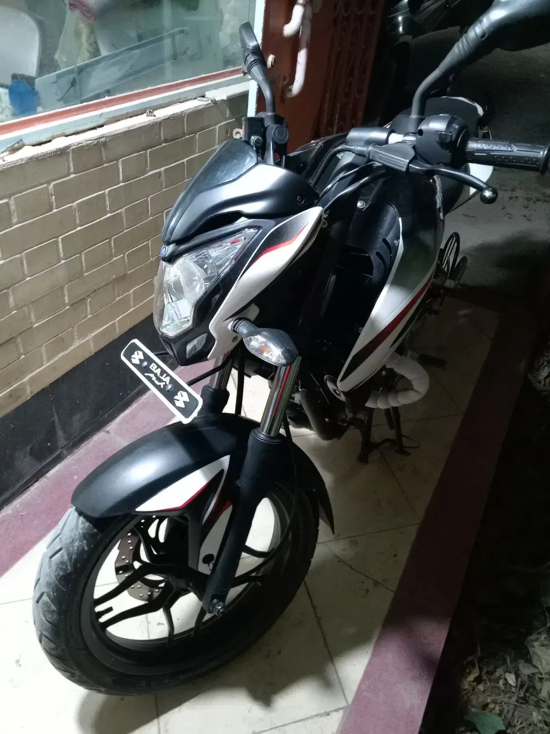 موتورباموتور40سیبی|موتورسیکلت|خمینی‌شهر, |دیوار