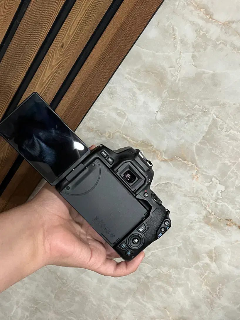 کنون250d بالنز کیت زیر ۱۰۰۰شات|دوربین عکاسی و فیلمبرداری|قم, زنبیل آباد|دیوار