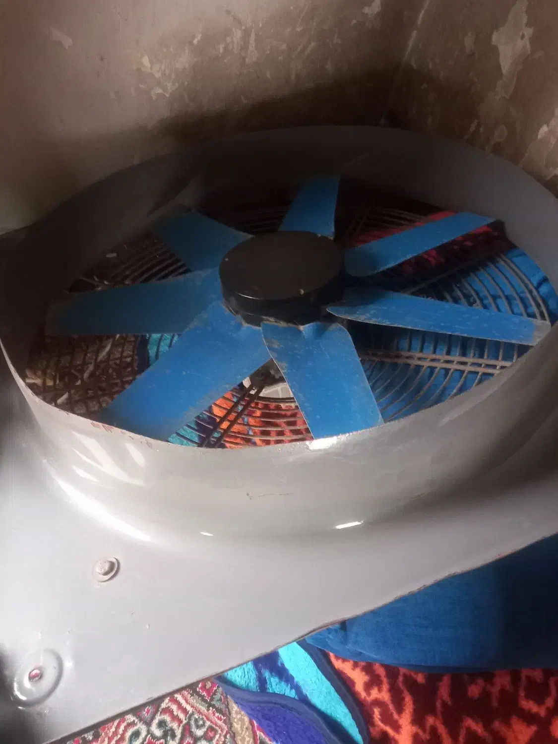 فن هواکش|پنکه و تصفیه‌کنندهٔ هوا|گرگان, |دیوار