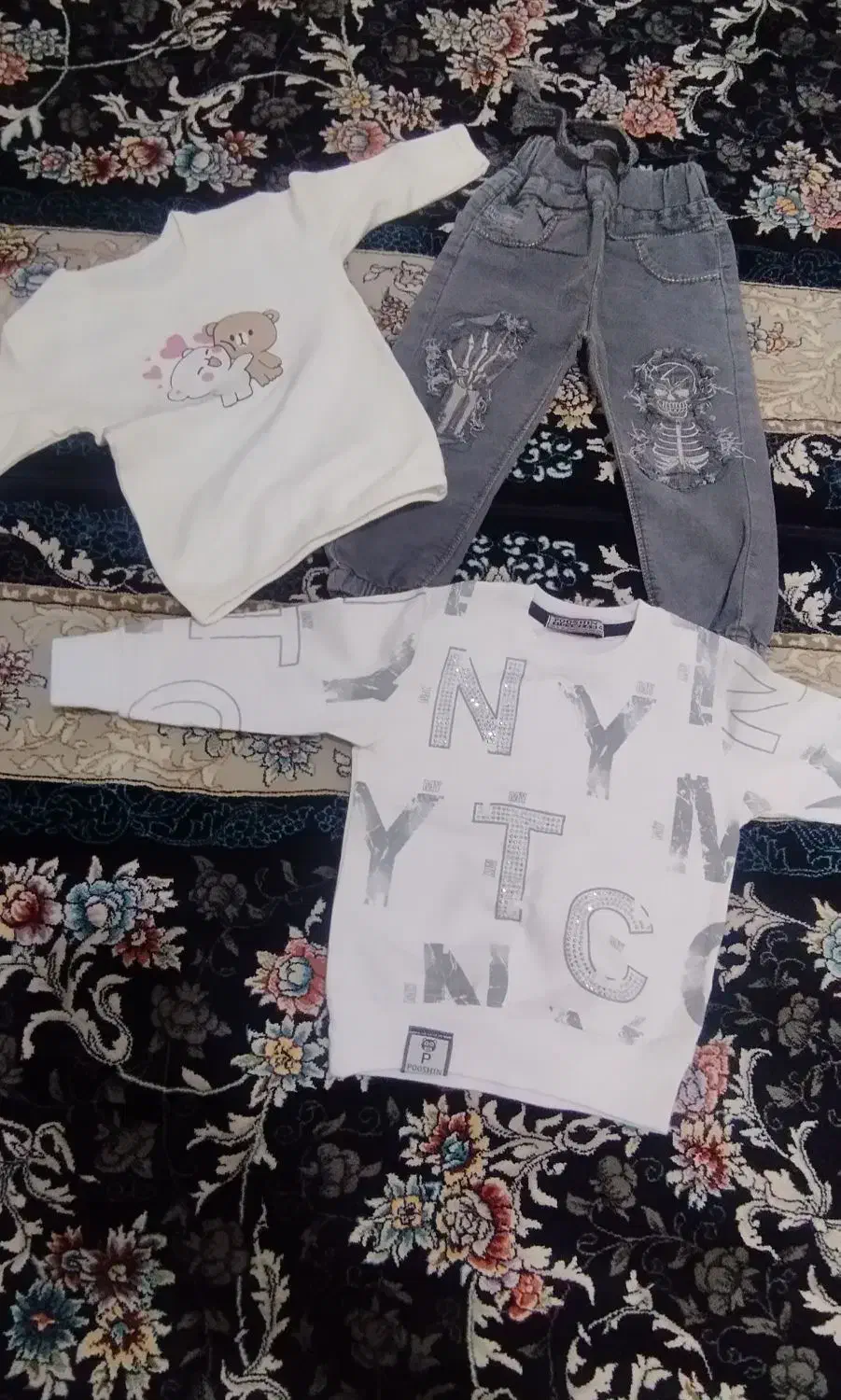 لباس بچه|کفش و لباس بچه|کبودرآهنگ, |دیوار