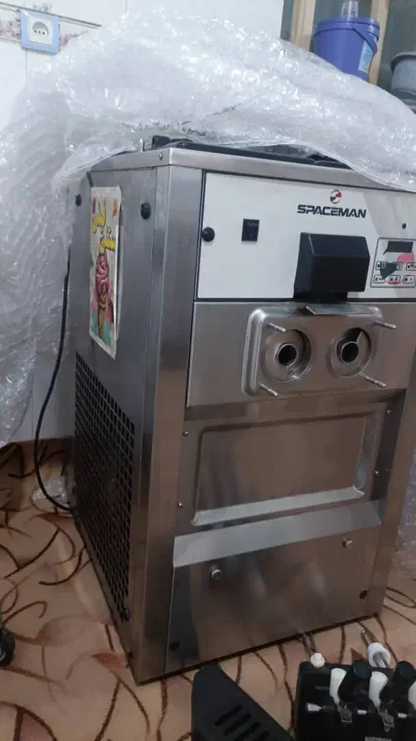 دستگاه بستنی قیفی|کافی‌شاپ و رستوران|آبدان, |دیوار