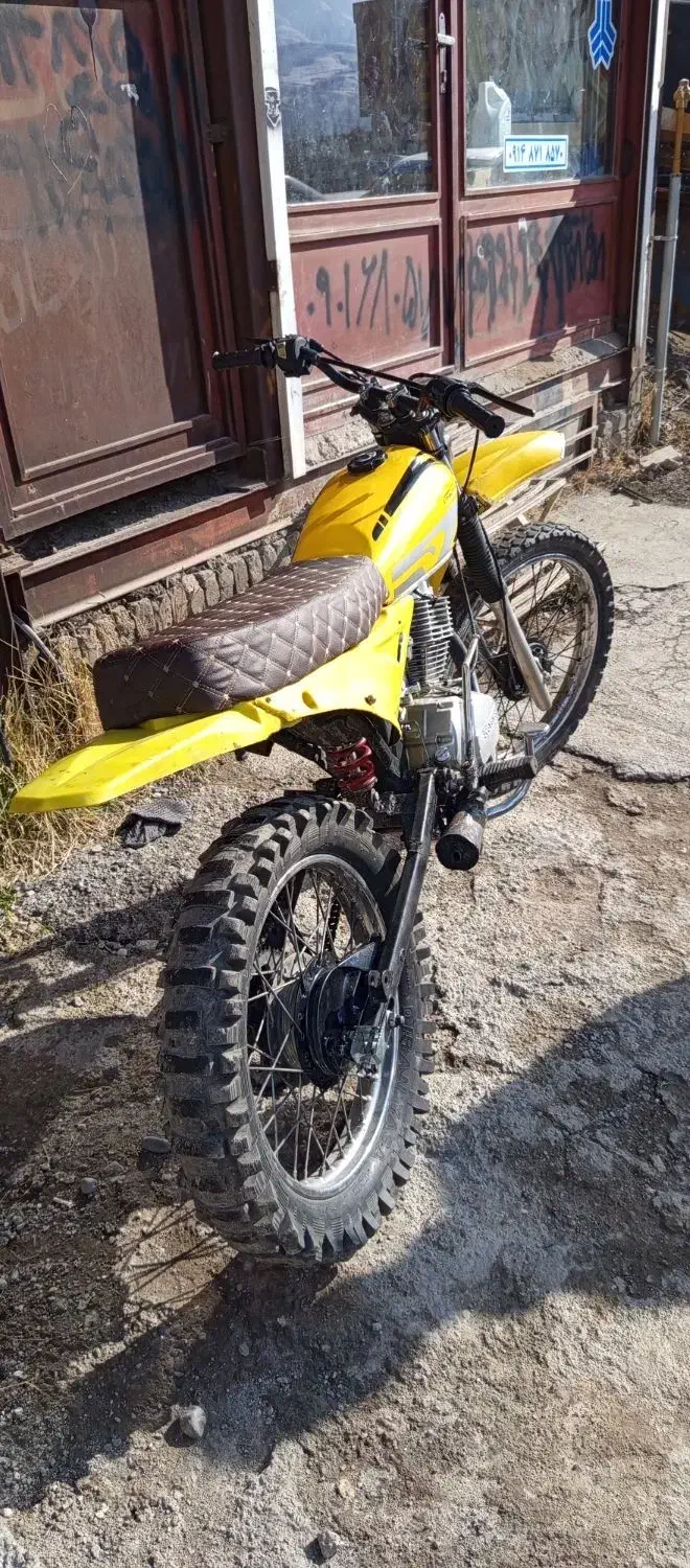 تریل 200|موتورسیکلت|ارومیه, |دیوار