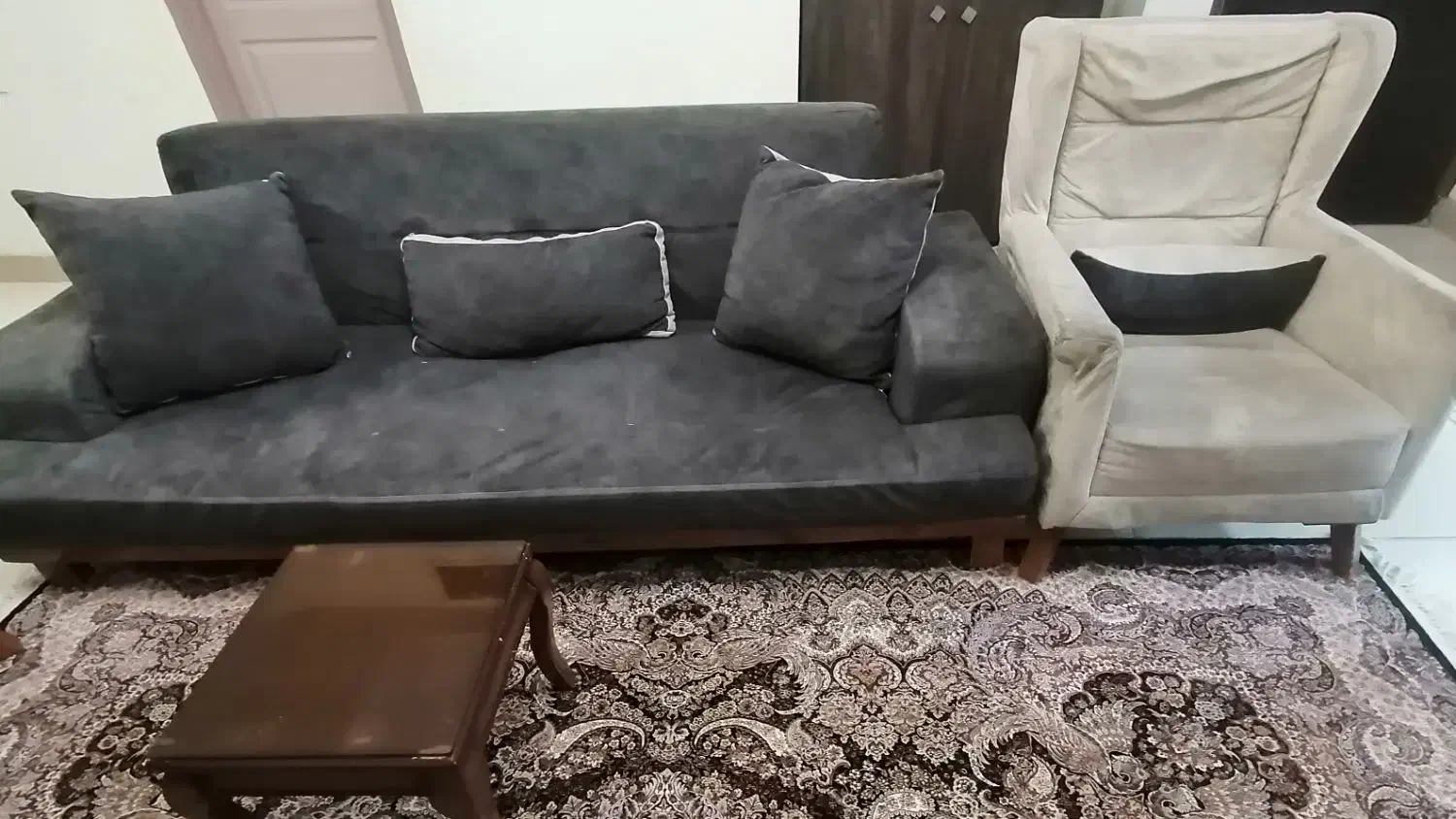 مبلمان راحتی 8 نفره تخت خواب شو استثنایی|مبلمان خانگی و میز عسلی|گرمدره, |دیوار