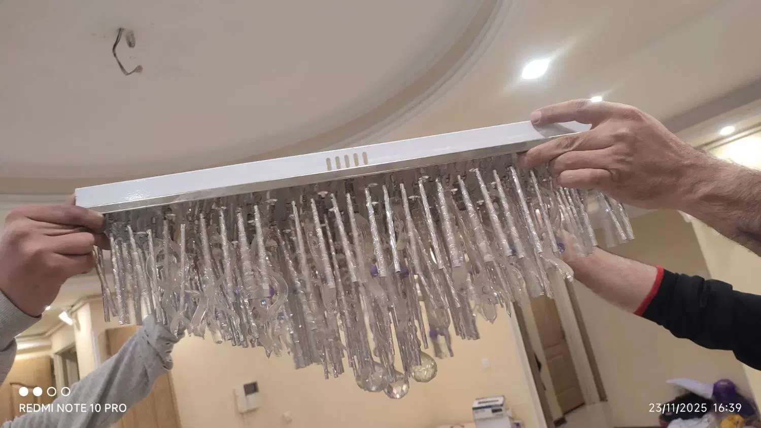 لوستر های زیبا 3عدد|لوستر و چراغ آویز|لاهیجان, شیشه گران|دیوار