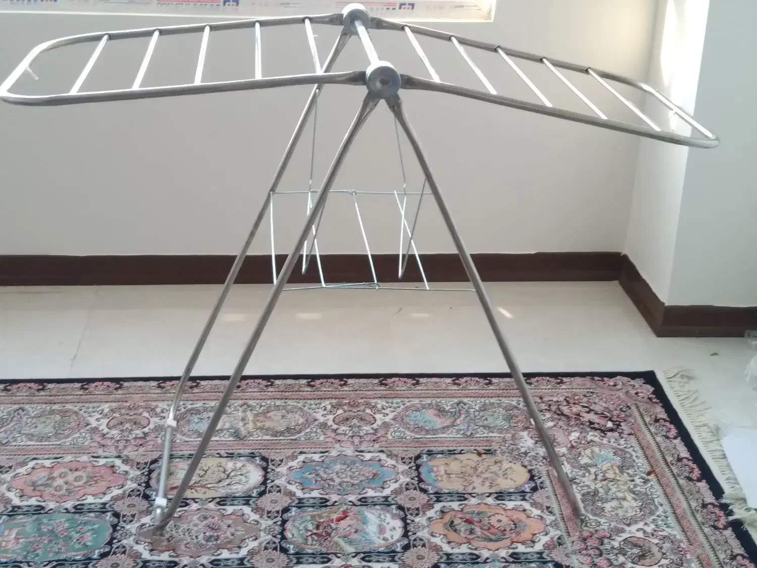 نو نو خارجی|بندرخت و رختآویز|اسلامشهر, شهرک قائمیه|دیوار