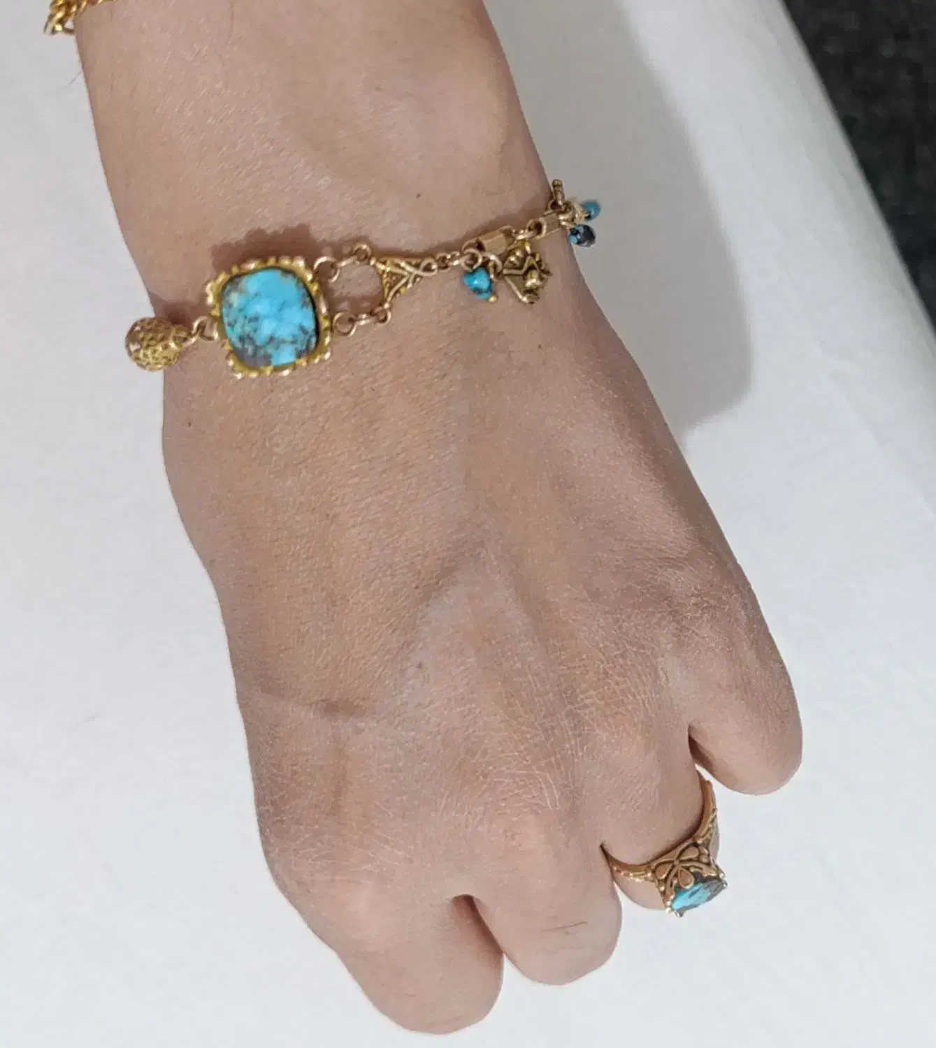 دستبند و‌ انگشتر طلا و گوشواره بچگانه|جواهرات|قم, ارم|دیوار