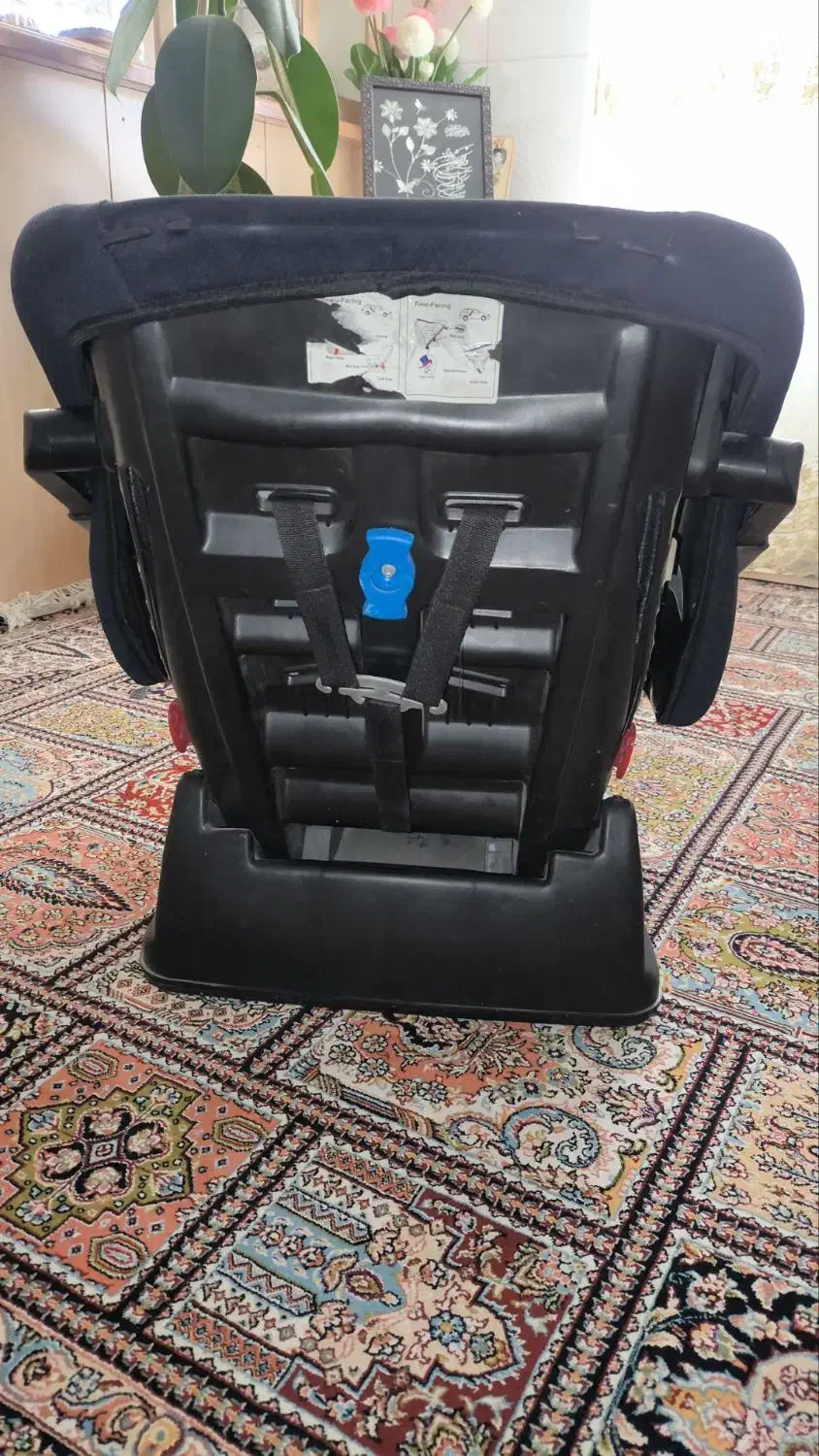 صندلی ماشین|تخت و صندلی بچه|صفادشت, |دیوار