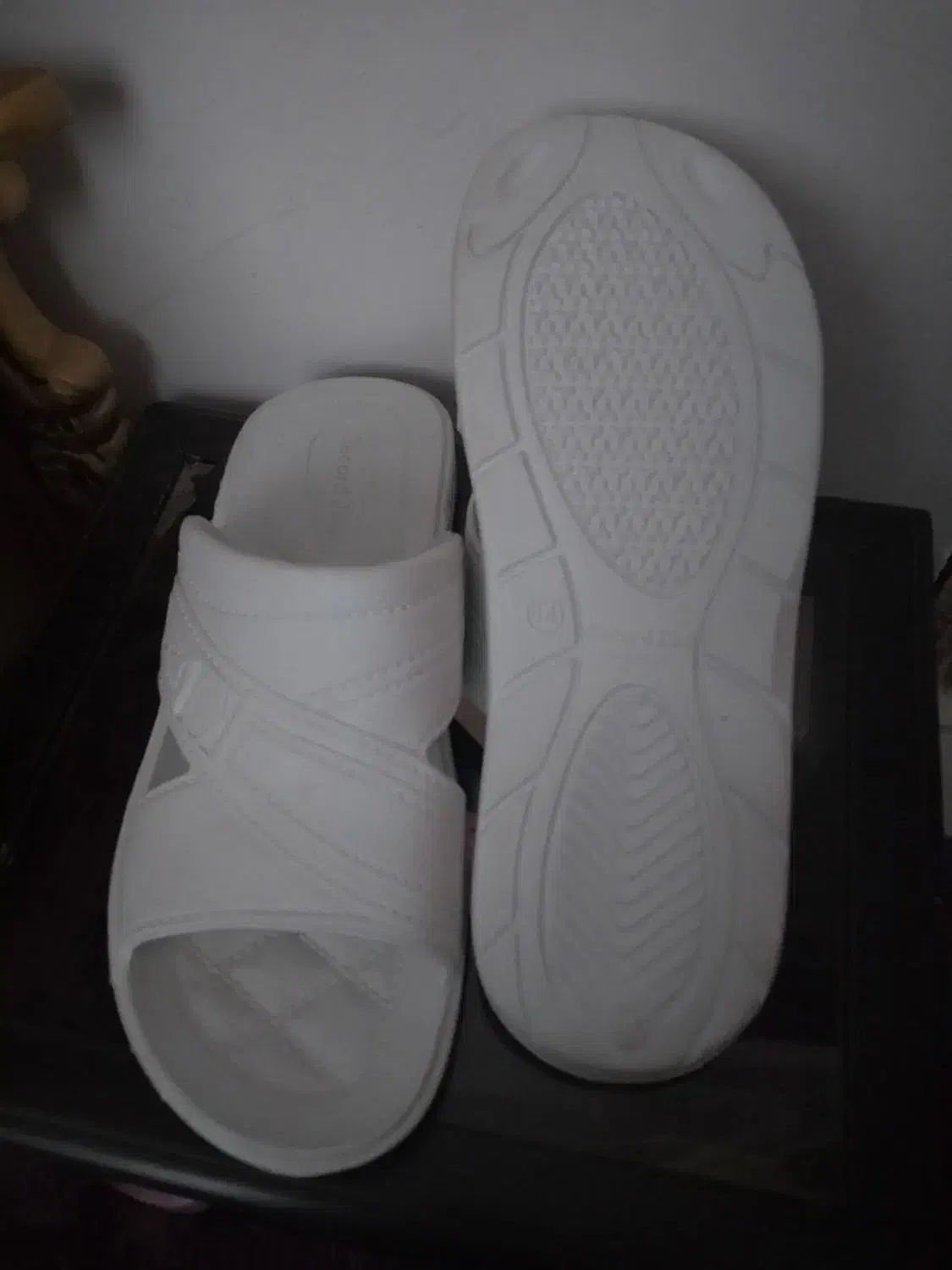 دمپایی نو|لوازم حمام|گلپایگان, |دیوار