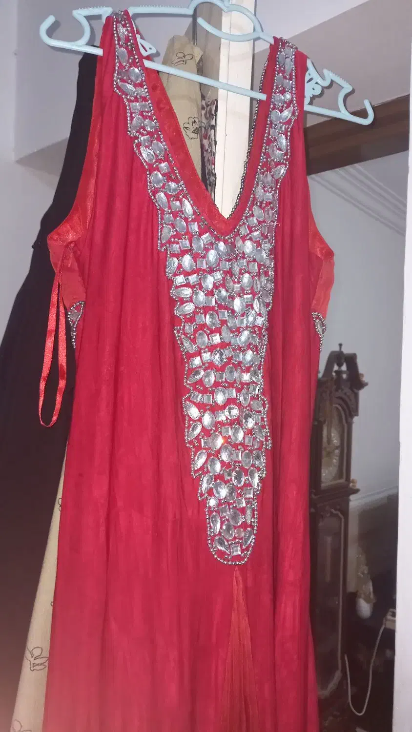 لباس مجلسی|لباس|زابل, |دیوار