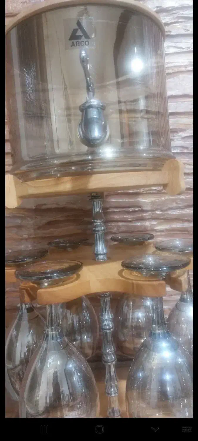 یک تخته فرش دستباف ۹متری و یک عدد شربت خوری|فرش|بندرعباس, |دیوار