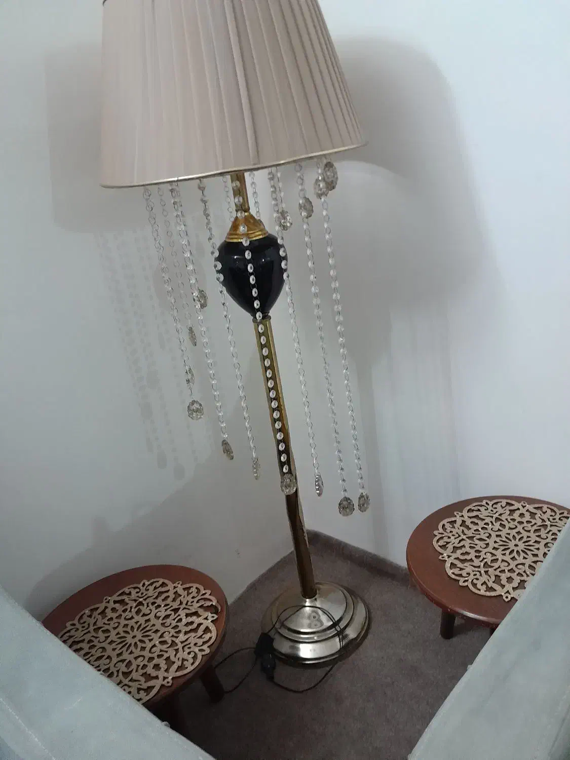 اباژور|چراغ خواب و آباژور|بروجرد, |دیوار