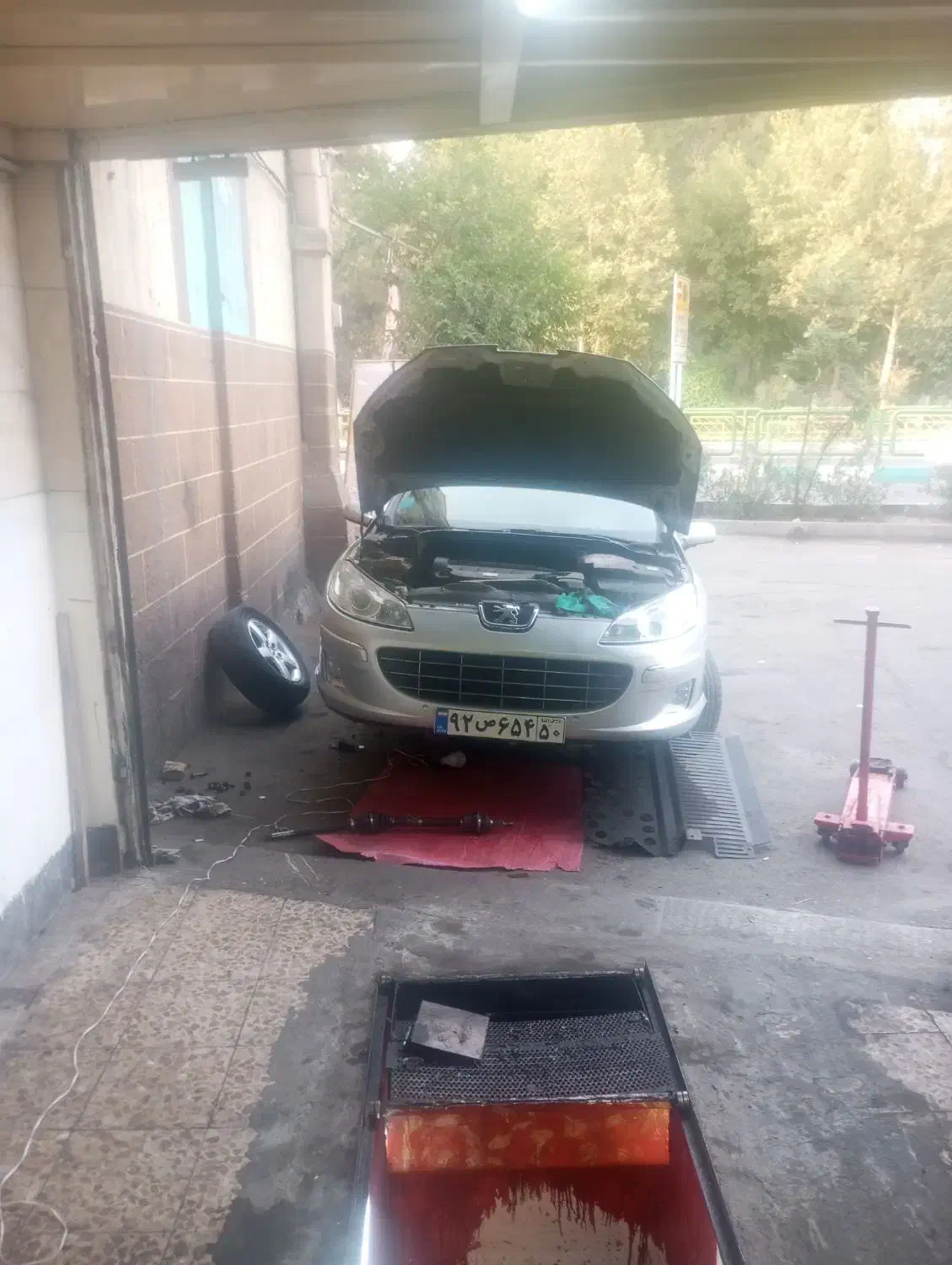 به یک میکانیک درصدی کار نیازمندیم|استخدام صنعتی، فنی، مهندسی|تهران, اتابک|دیوار