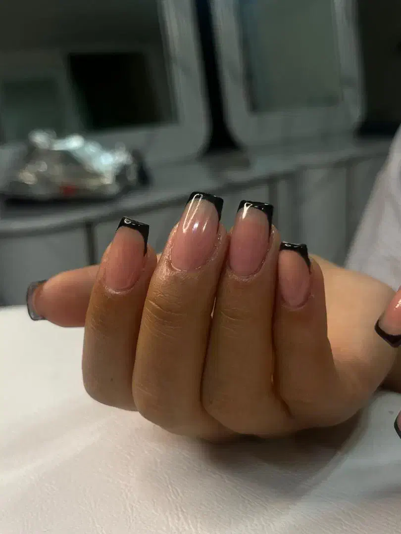 انجام خدمات ناخن|خدمات آرایشگری و زیبایی|فولادشهر, مسکن مهر فولادشهر|دیوار