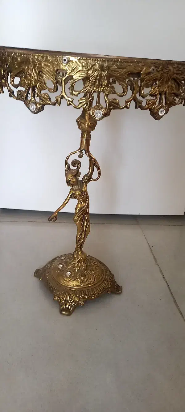 عسلی برنز|مبلمان خانگی و میز عسلی|ورامین, شهرک ولیعصر|دیوار