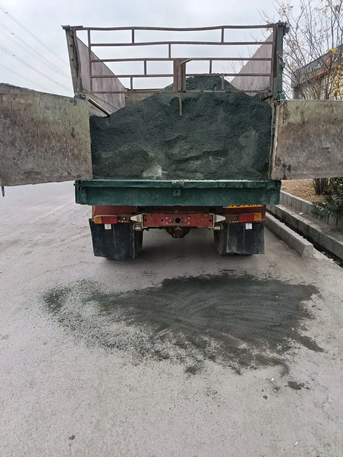 حمل ماسه وپوک و نخاله و...|خدمات حمل و نقل|کرمانشاه, |دیوار